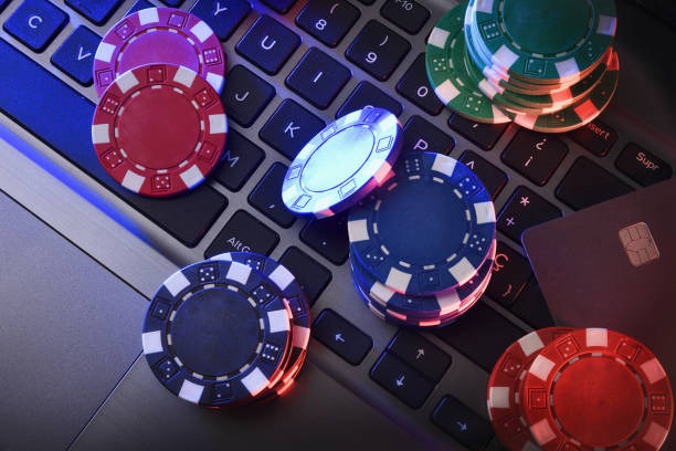 laksamana4d platform interface showing live-dealer tables and game categories